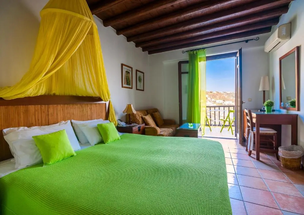 Superior Double room with sea view (full double bed)