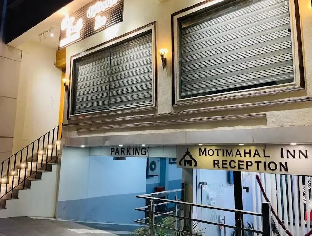 Moti Mahal Inn