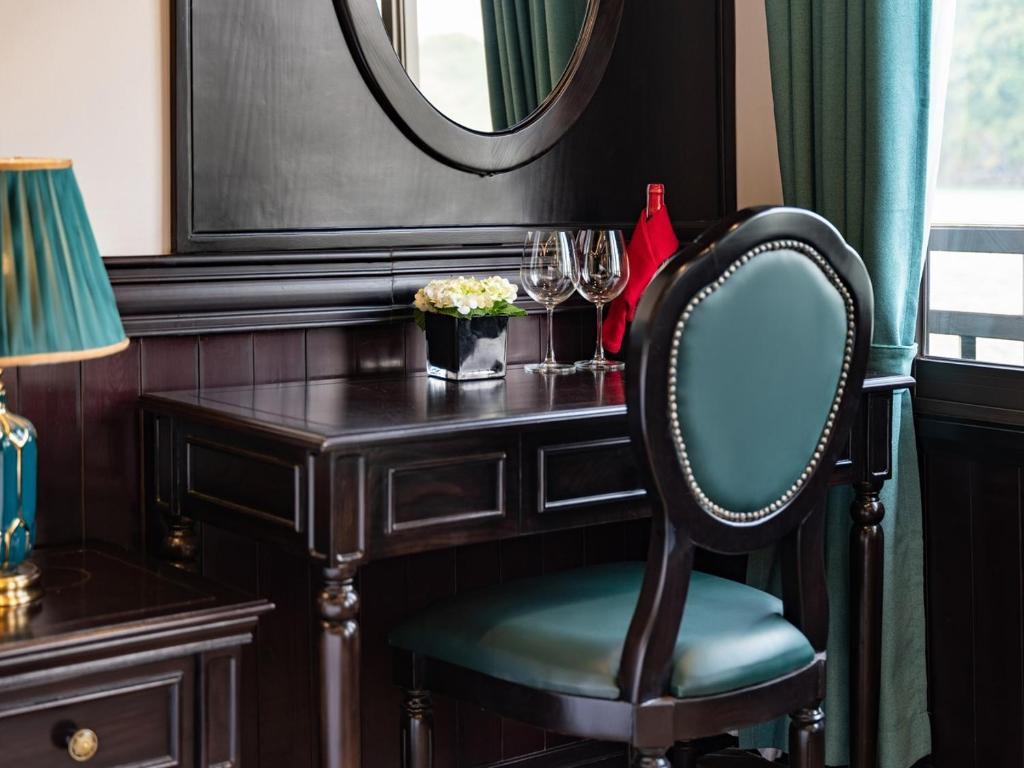 Triple Suite with balcony