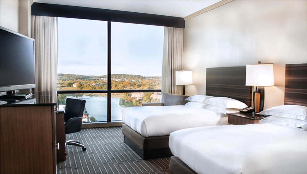 Hilton Charlotte University Place — фото 3