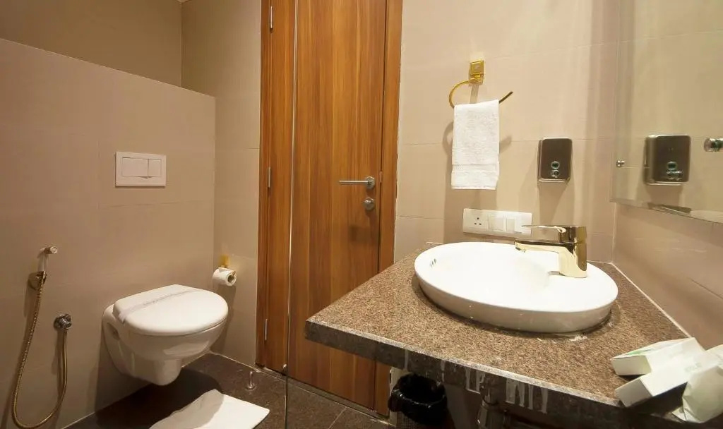 Hotel Le Roi Haridwar @ Har Ki Pauri Road - Chambres