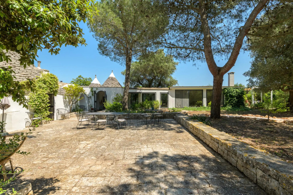 Trullo Kallist con Piscina by Wonderful Italy