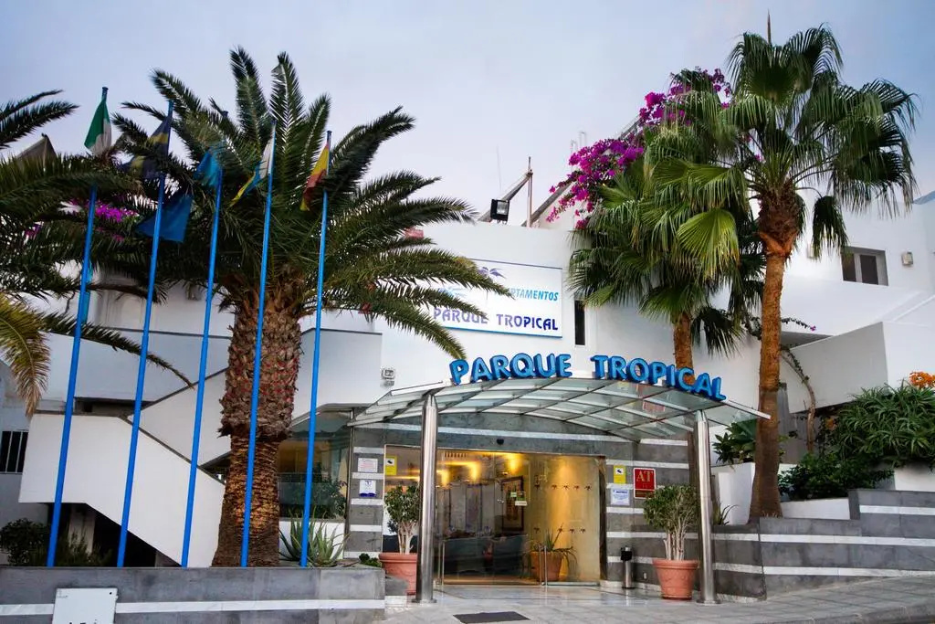 Parque Tropical Apartments