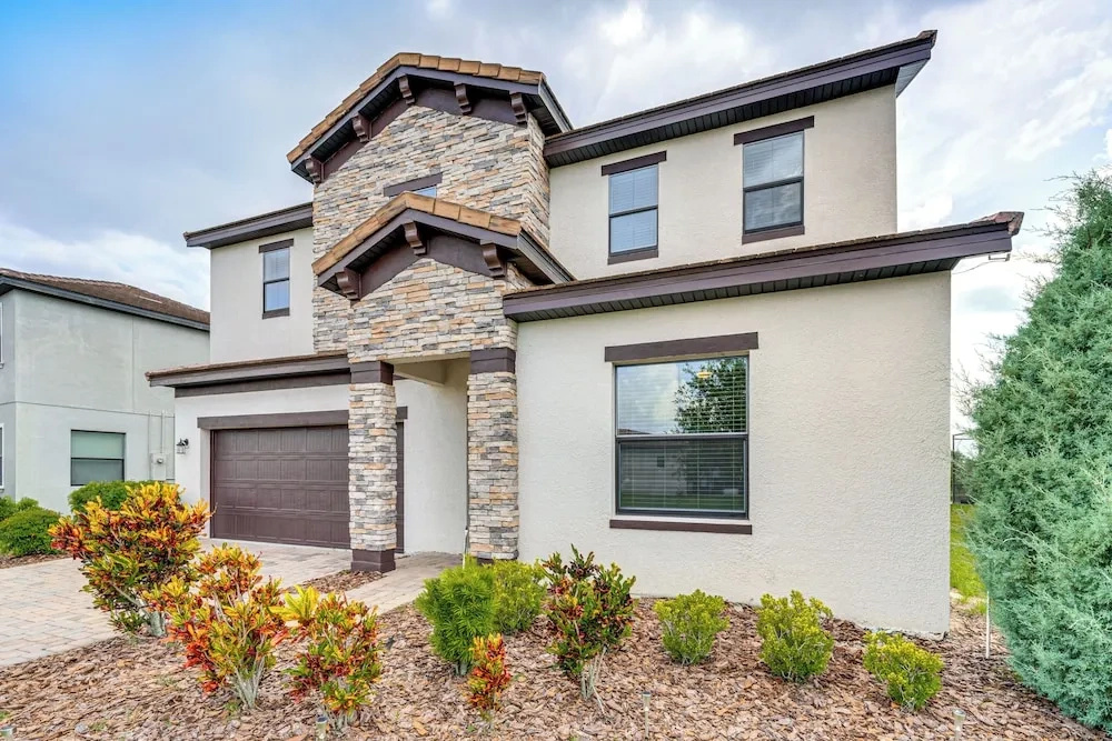 Balmoral Resort Home: Private Pool w/ Lake Views!