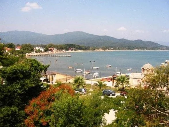 Beach & Waterfront