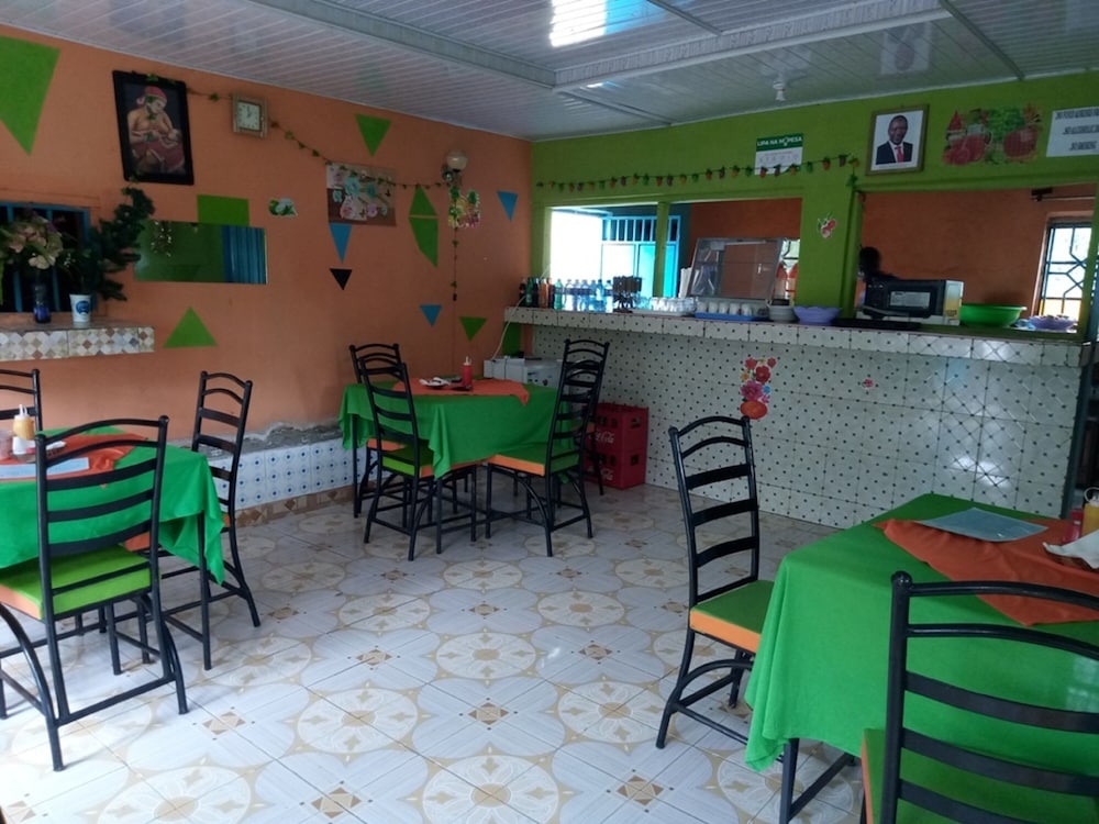 Food & Beverage