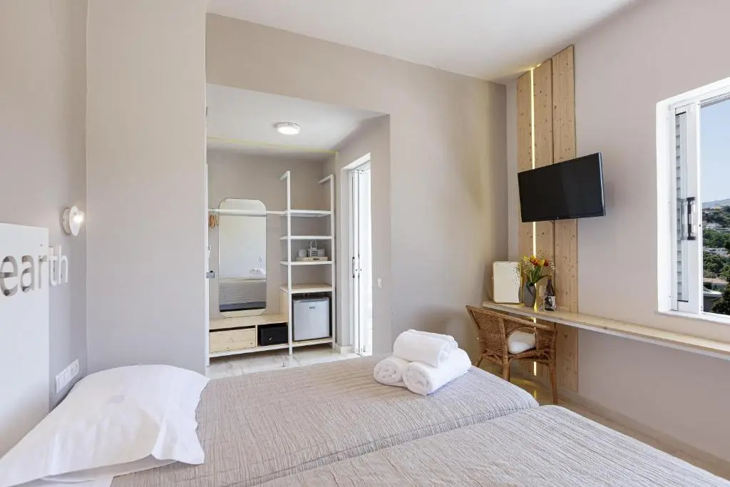 Standard Double room (twin beds)