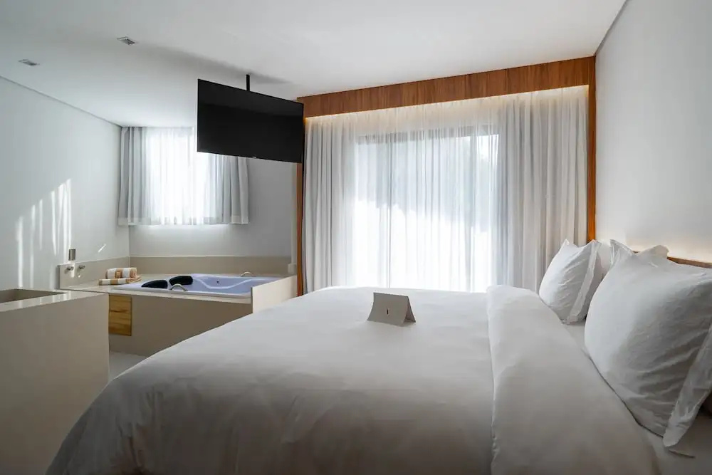 Luxury Double room (full double bed)