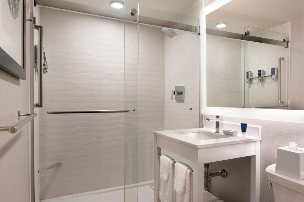 Four Points by Sheraton Windsor Downtown - Chambres