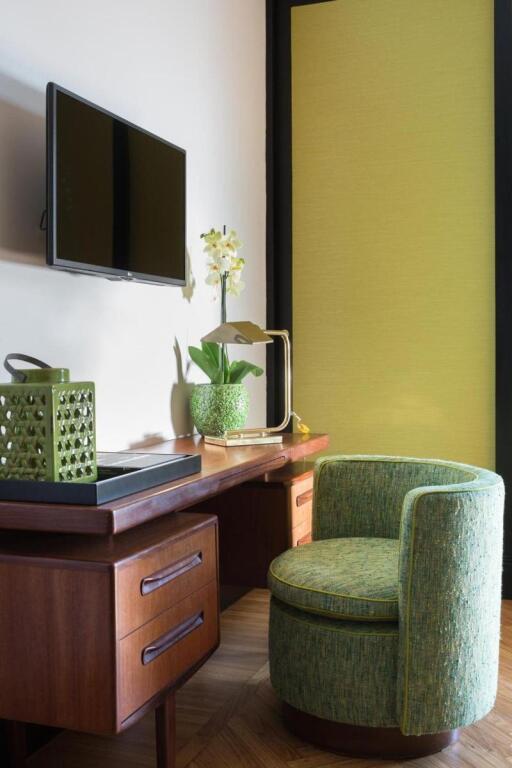 Velona's Jungle Luxury Suites picture