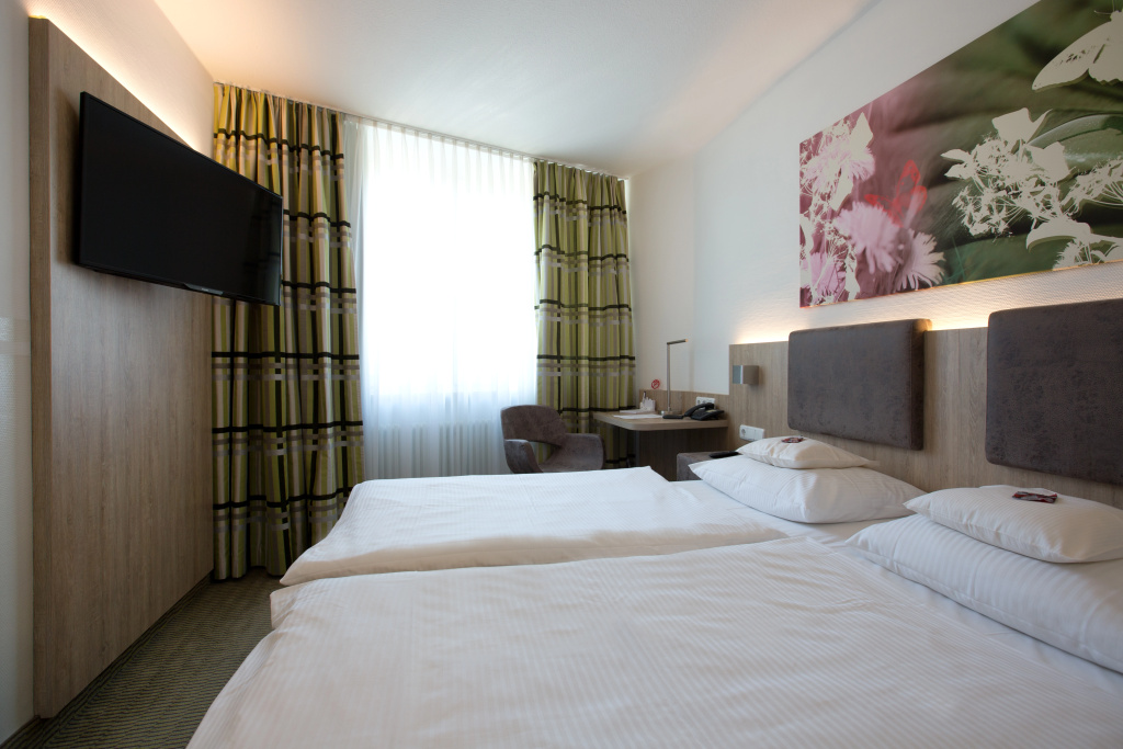 Central Hotel Eschborn — 3
