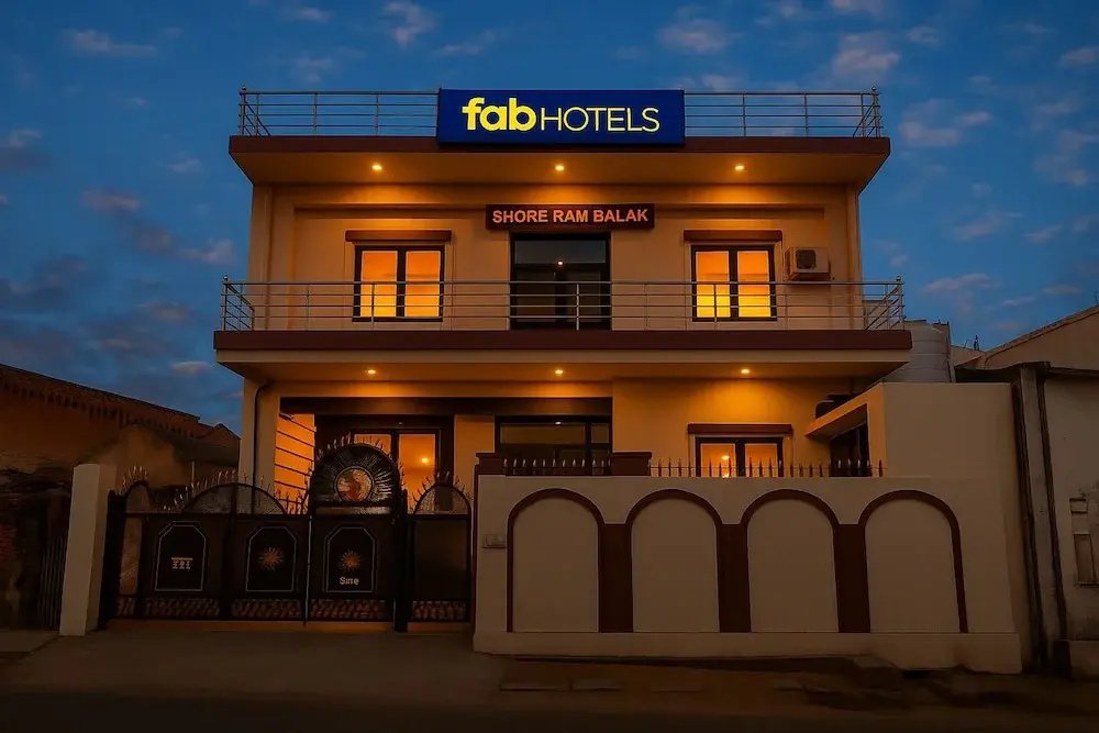 FabHotel Awadh Inn