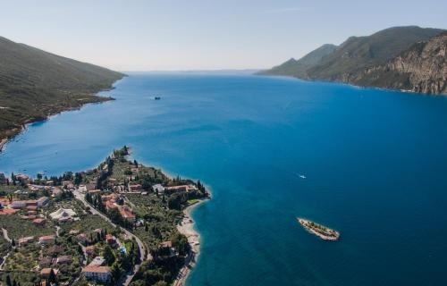Beach & Waterfront