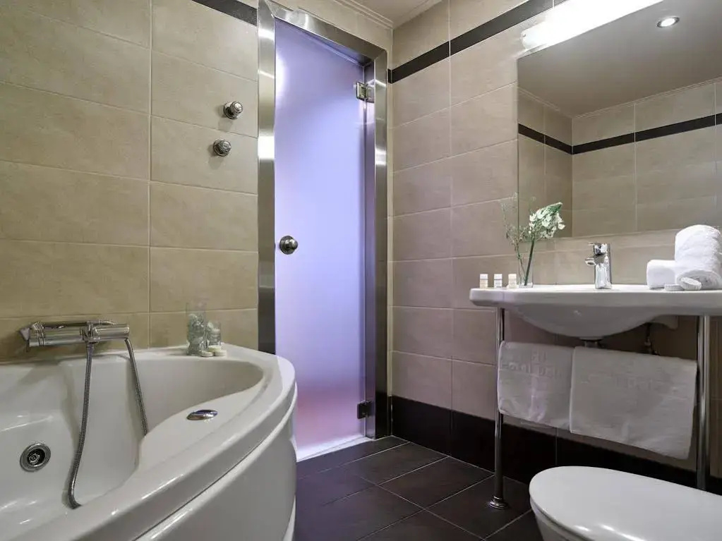 Hotel photo 8