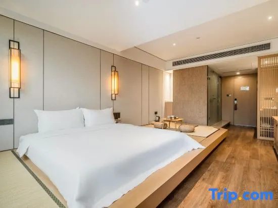 Standard room with garden view