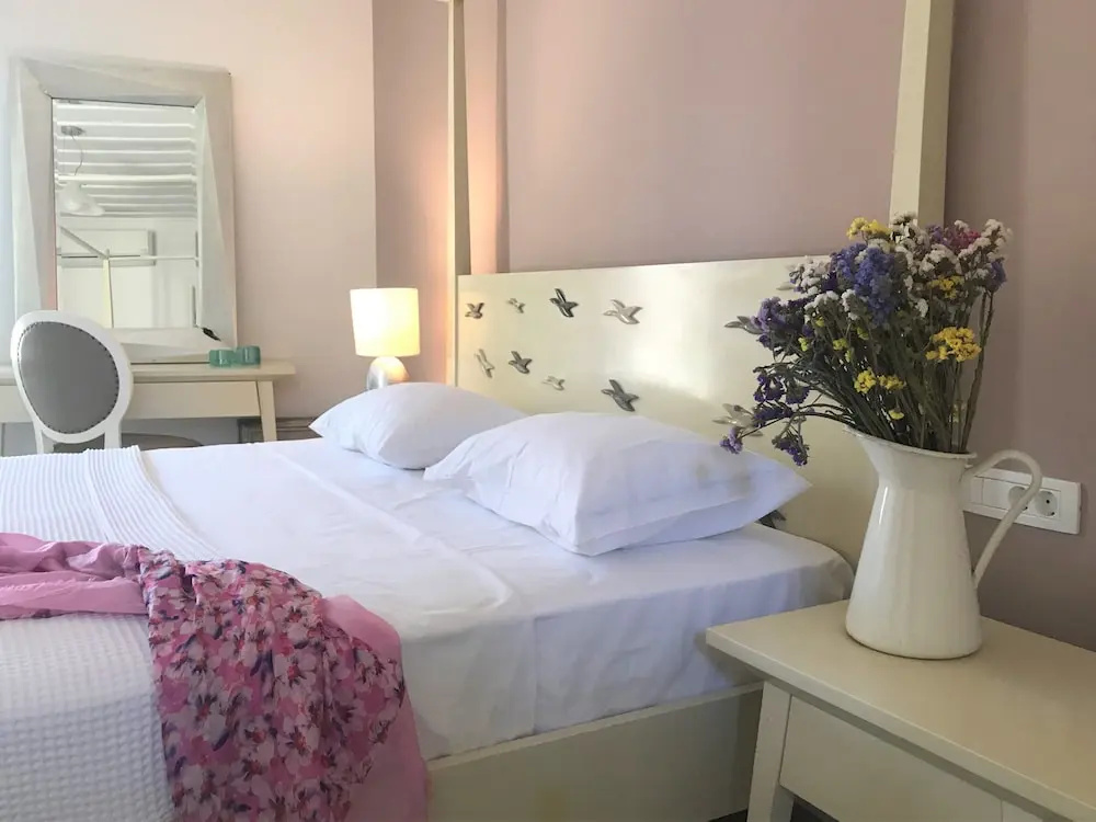 Vranas Ambiance Hotel 2 * Vranas Ambiance Hotel 2 *
