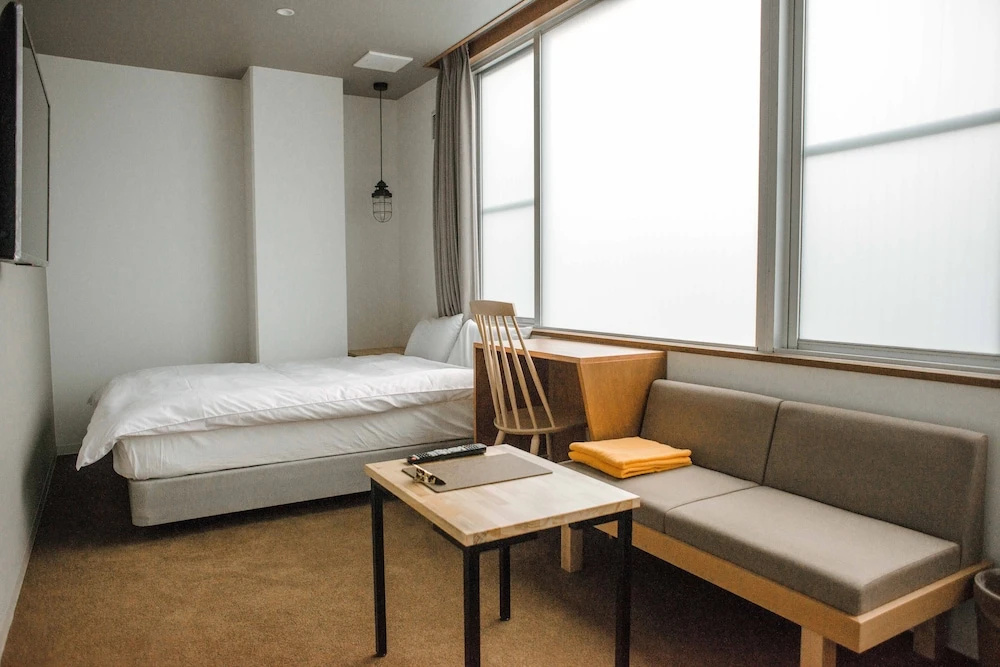 Double room (full double bed)