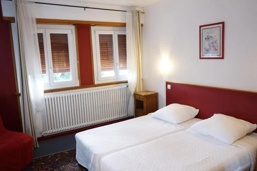 Economy room