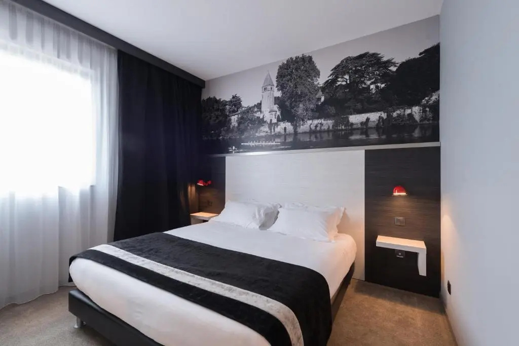 Hôtel des Lumières Lyon Meyzieu Arena Stadium - Chambres