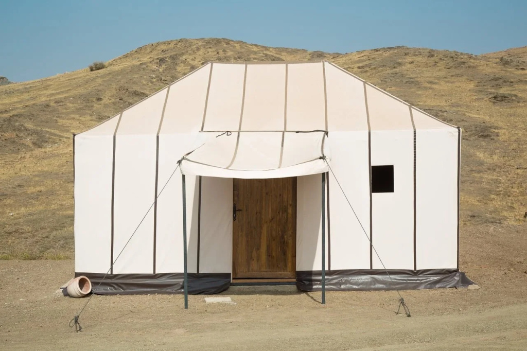 The White Camel Lodge & Tents
