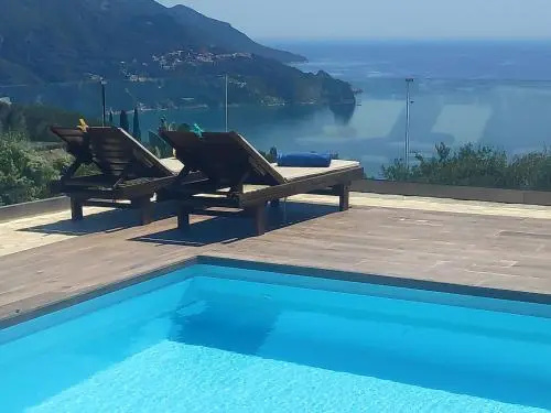 Villa Vardia