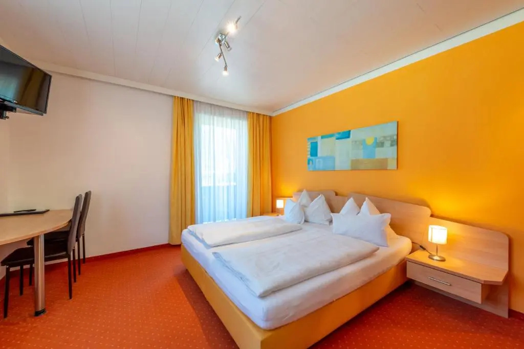 Ahamer Pension - Chambres