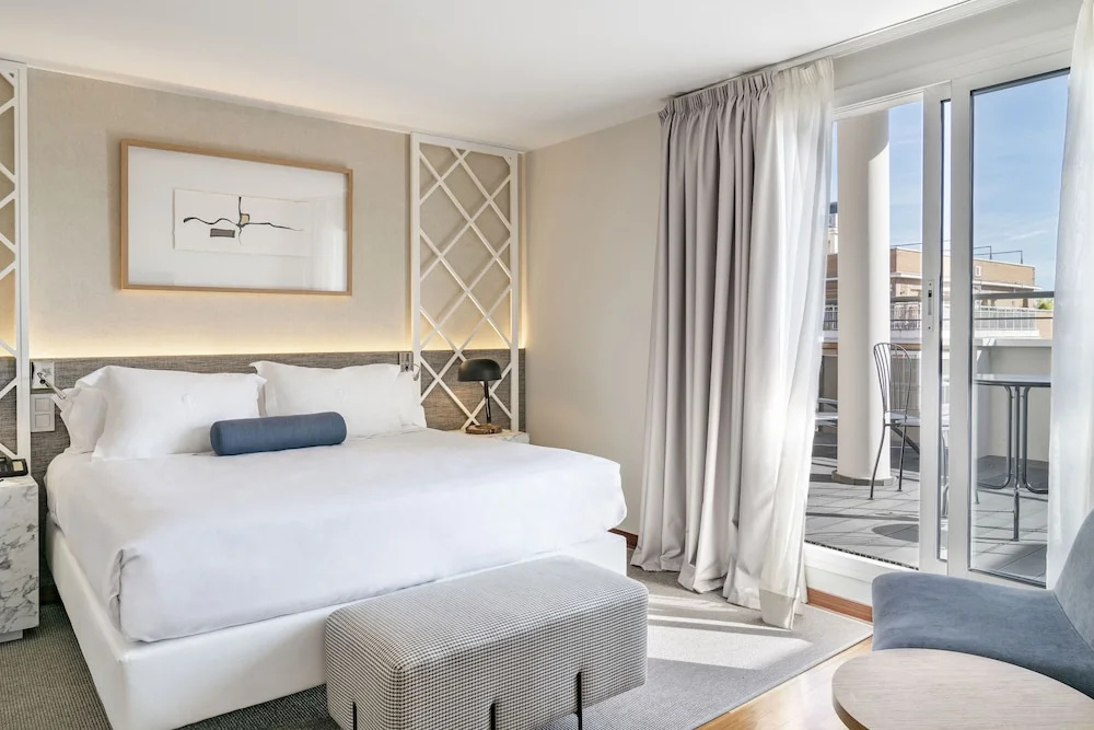 Superior Double room (full double bed)