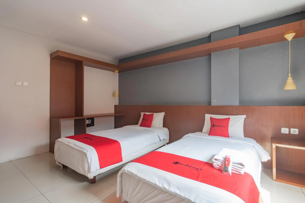 RedDoorz @ Dago Pojok 3 in Bandung