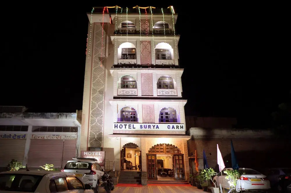 Hotel Surya Garh