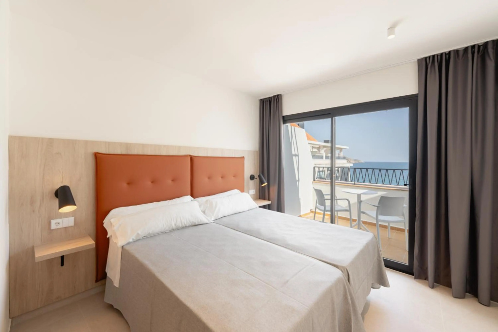 Estudios RH Sol By Hoteles RH — 2