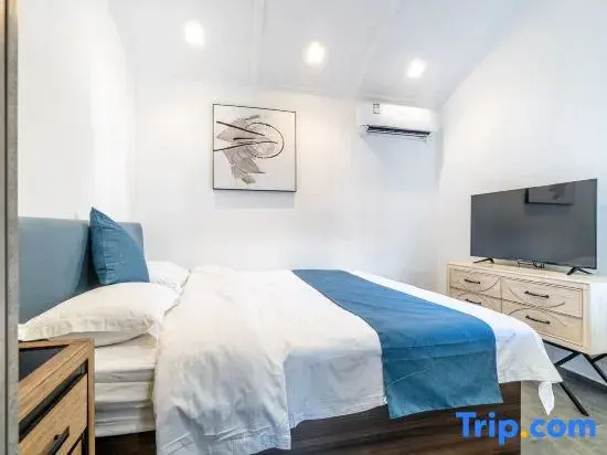 1 Bedroom Standard room with courtyard view
