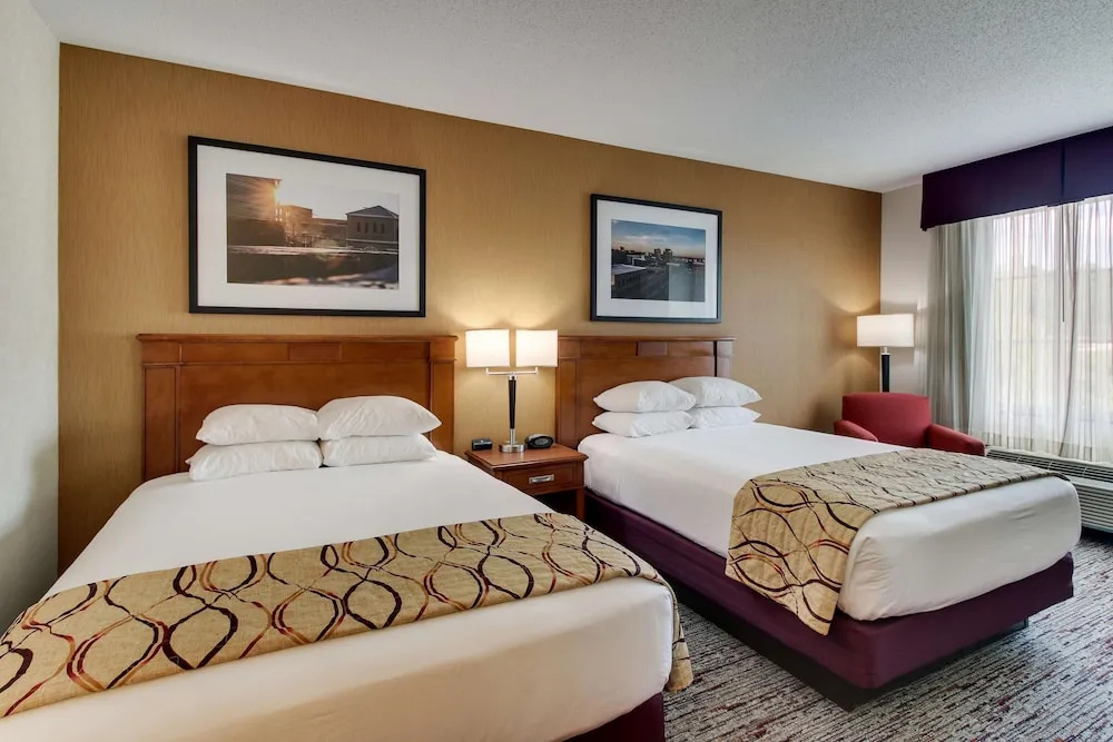 Drury Inn & Suites Meridian - Chambres