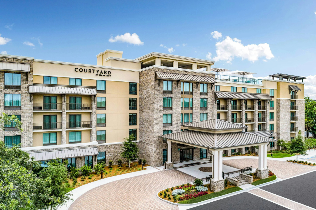 Courtyard by Marriott Hilton Head Island Hotel
