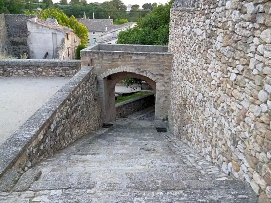 Fa Mille Maison Bleue