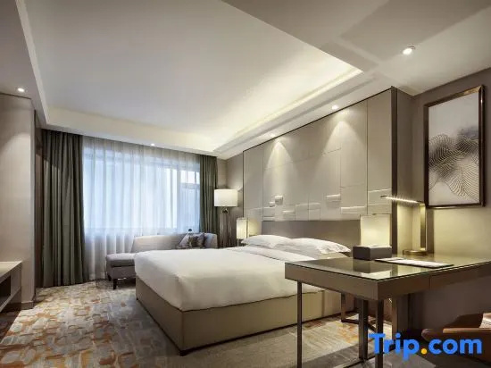 Deluxe Double room (full double bed)