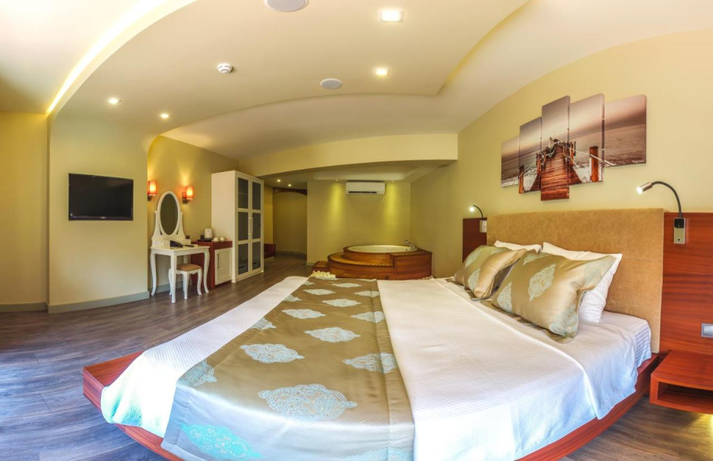 Hotel photo 37