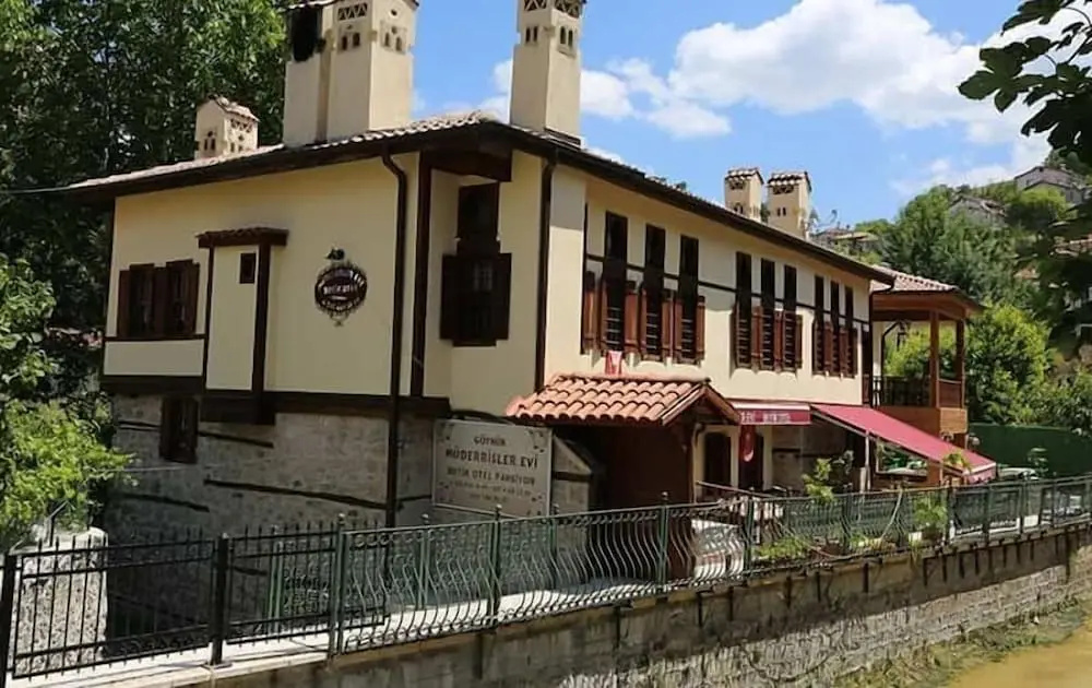 Muderrisler Evi