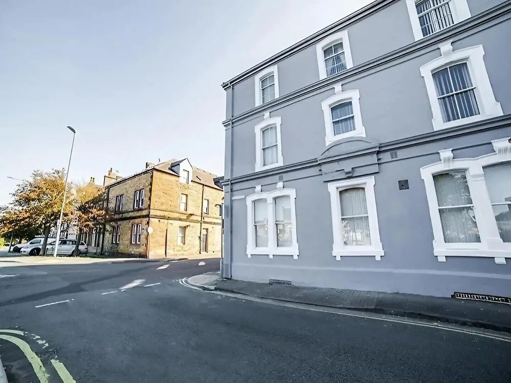 Cumberland Hotel