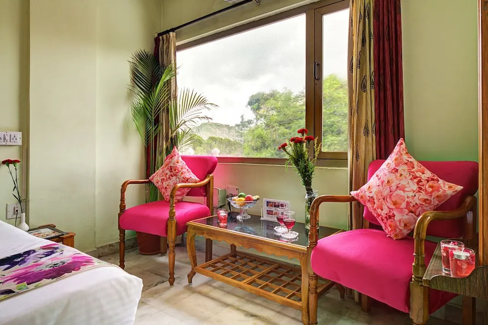 Hotel Sarang Palace - Chambres