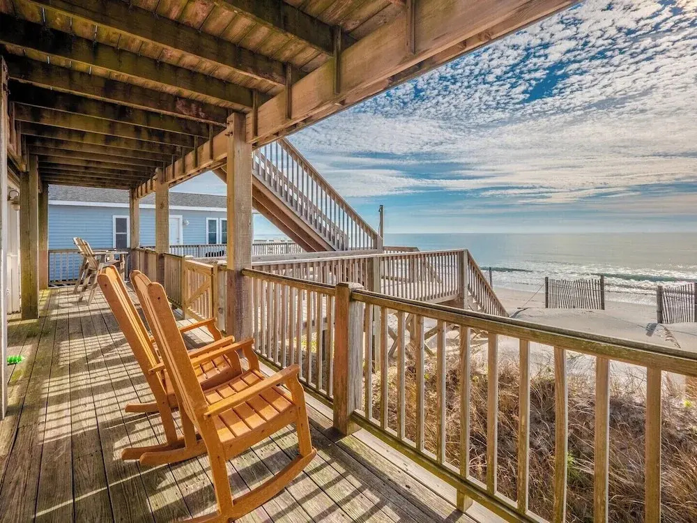 Sunflower Beach House by Topsail Realty