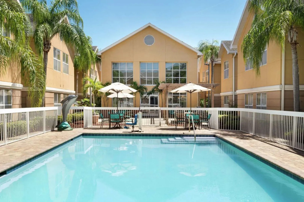 Homewood Suites by Hilton St. Petersburg Clearwater - Général