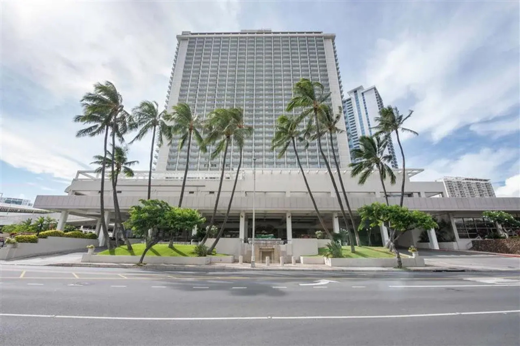 Ala Moana Hotel by LSI Resorts