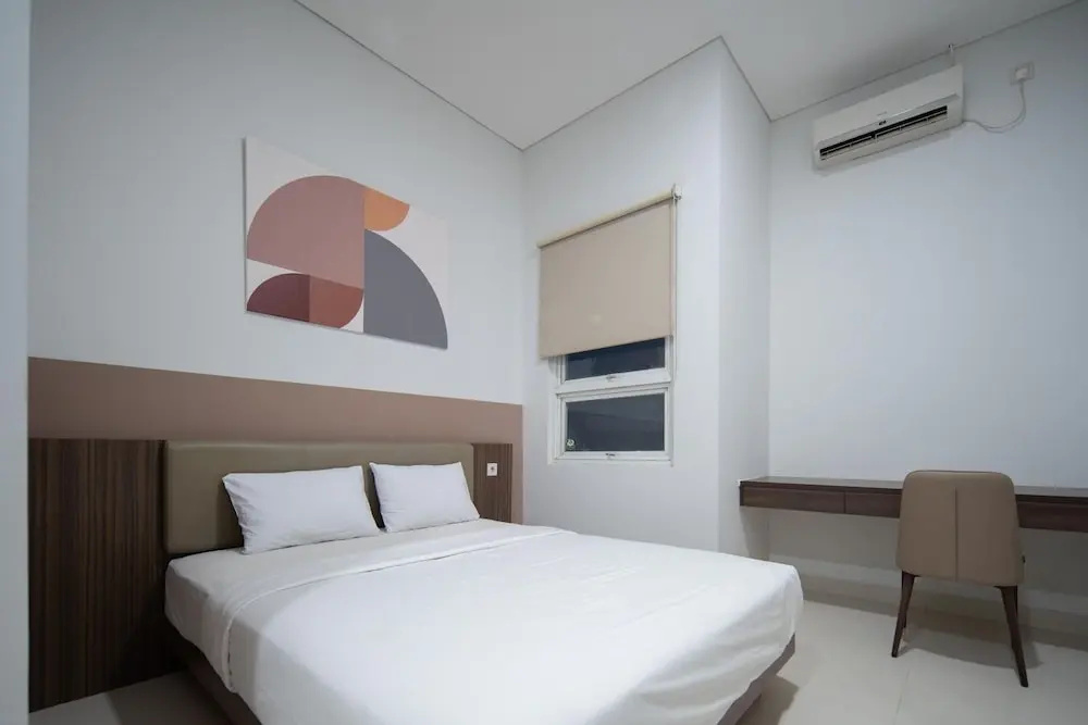 Premium Double room (full double bed)