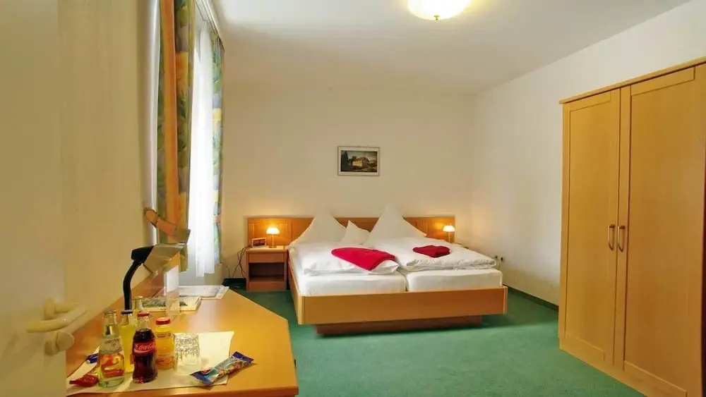 Hotel Restaurant Räuber Lippoldskrug - Chambres