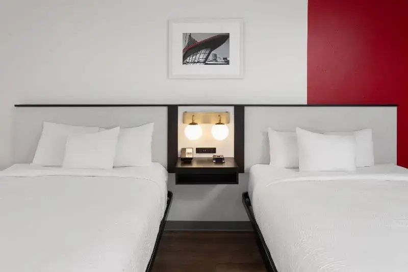 Ramada by Wyndham Milwaukee - Chambres