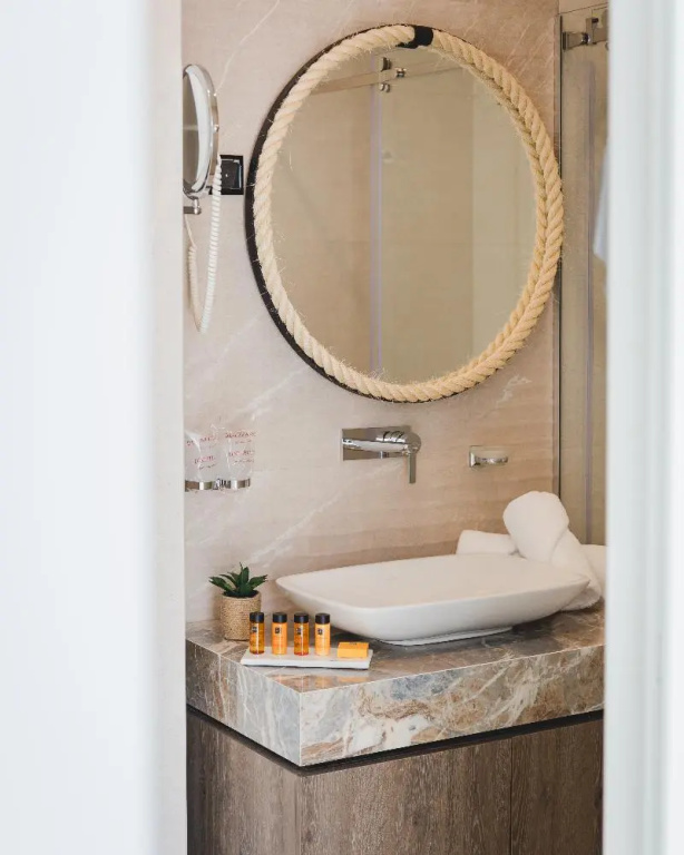 Standard Suite