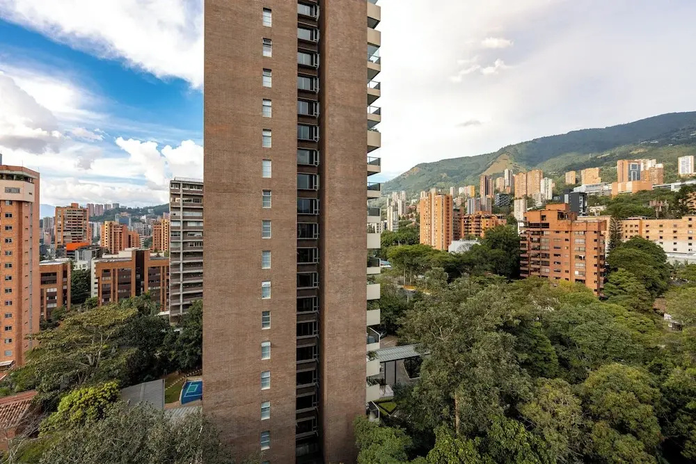 Apartamentos SETAI