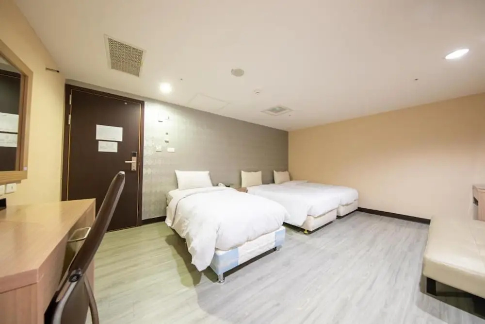 Economy room