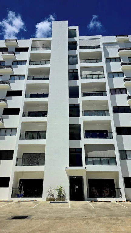 Backup Power 2BR 2BA AC Wifi Gym 24h Security Ideal for Long Stays 🌿