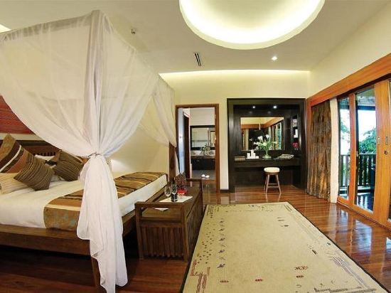 Bunga Raya Island Resort & Spa
